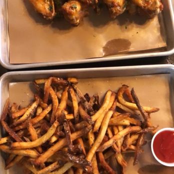 Equilibrium Brewery - Thai chili wings & french fries - Breweries Near Me - Middletown, New York