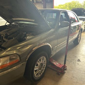 El Martinez Auto Services - Auto Customization Near Me - San Antonio, Texas El Martinez Auto Services - Auto Customization Near Me - San Antonio, Texas