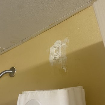 Baymont by Wyndham Clinton - Other side not repaired where shower rod came down - Hotels Near Me - Clinton, Tennessee