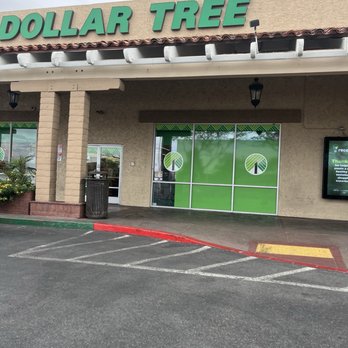 Dollar Tree - Parking lot view - Discount Store Near Me - Henderson, Nevada
