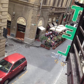 Alberghi : Hotel Giotto - View out our window - Hotels Near Me - Florence, FI