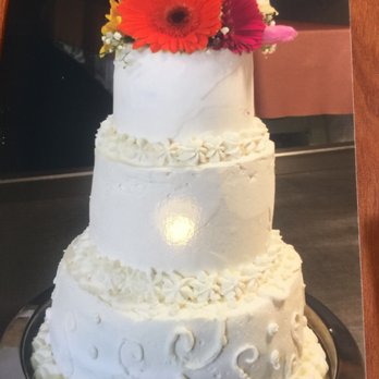 Goldsmith Coffee Bar - Like cake with your coffee? How about wedding cake?! We cater those as well! - Coffee & Tea Near Me - Chippewa Falls, Wisconsin Goldsmith Coffee Bar - Like cake with your coffee? How about wedding cake?! We cater those as well! - Coffee & Tea Near Me - Chippewa Falls, Wisconsin