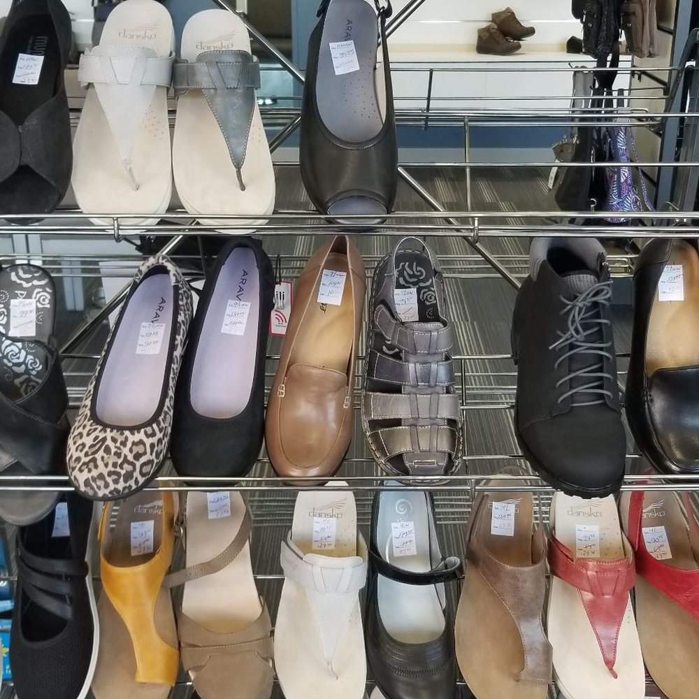 Jays Wide Shoes - Sale, rack: $50 and under. Many $10 - Shoe Stores Near Me - Clackamas, Oregon Jays Wide Shoes - Sale, rack: $50 and under. Many $10 - Shoe Stores Near Me - Clackamas, Oregon