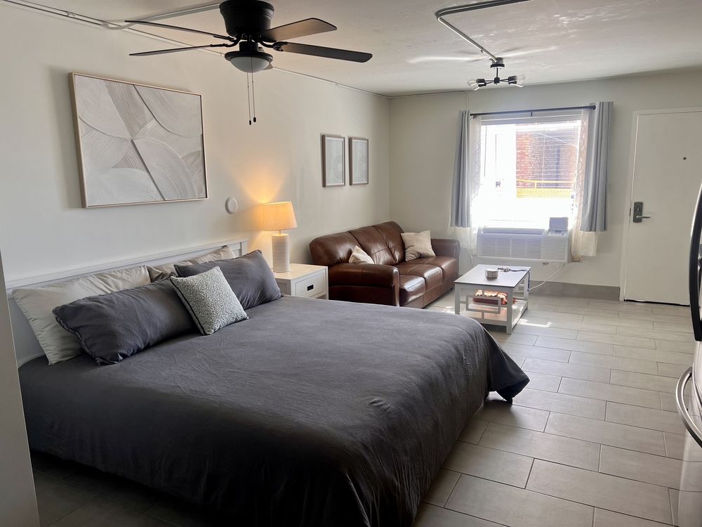 ADMIRAL APARTMENTS Updated June 2024 905 N State St, Jackson