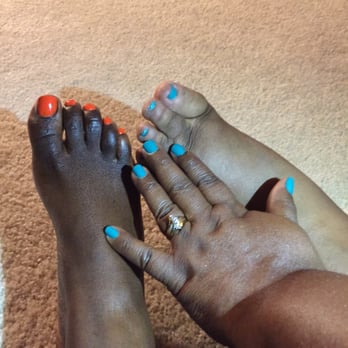 Lavish Nail Studio - Feet done by the new girl. Moms hand done by Bill. - Nail Salons Near Me - West Hartford, Connecticut
