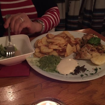 Granada - Tintenfischtube, gegrillt - Bars Near Me - Ingolstadt, BY
