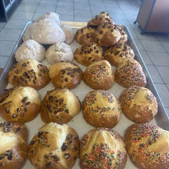 Catalinas Bakery - We call these Guayabas , but some might call it Magdalena's , very soft inside and you can choose your toppings - Bakeries Near Me - Phoenix, Arizona Catalinas Bakery - We call these Guayabas , but some might call it Magdalena's , very soft inside and you can choose your toppings - Bakeries Near Me - Phoenix, Arizona