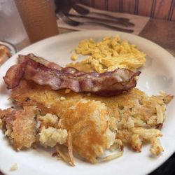 Plainsman Restaurant - Bacon egg and potato plate