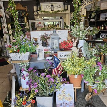 Buy the Season - The first items seen when one enters the store. - Home Decor Near Me - Salem, Virginia