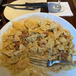 Spicy Shrimp & Chicken Pasta Spicy Shrimp & Chicken Pasta