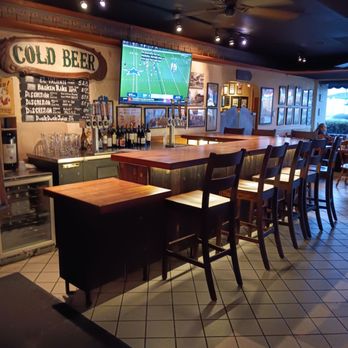 Sam's Bar-B-Que - New bar and monitor - Barbeque Near Me - San Jose, California