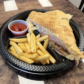Beans Restaurant - Cuban Sandwich - Breakfast & Brunch Near Me - Fort Myers, Florida