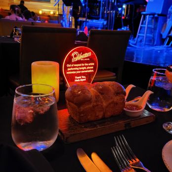 Vibrato Grill Jazz - Parker Rolls - Jazz & Blues Near Me - Los Angeles, California Vibrato Grill Jazz - Parker Rolls - Jazz & Blues Near Me - Los Angeles, California