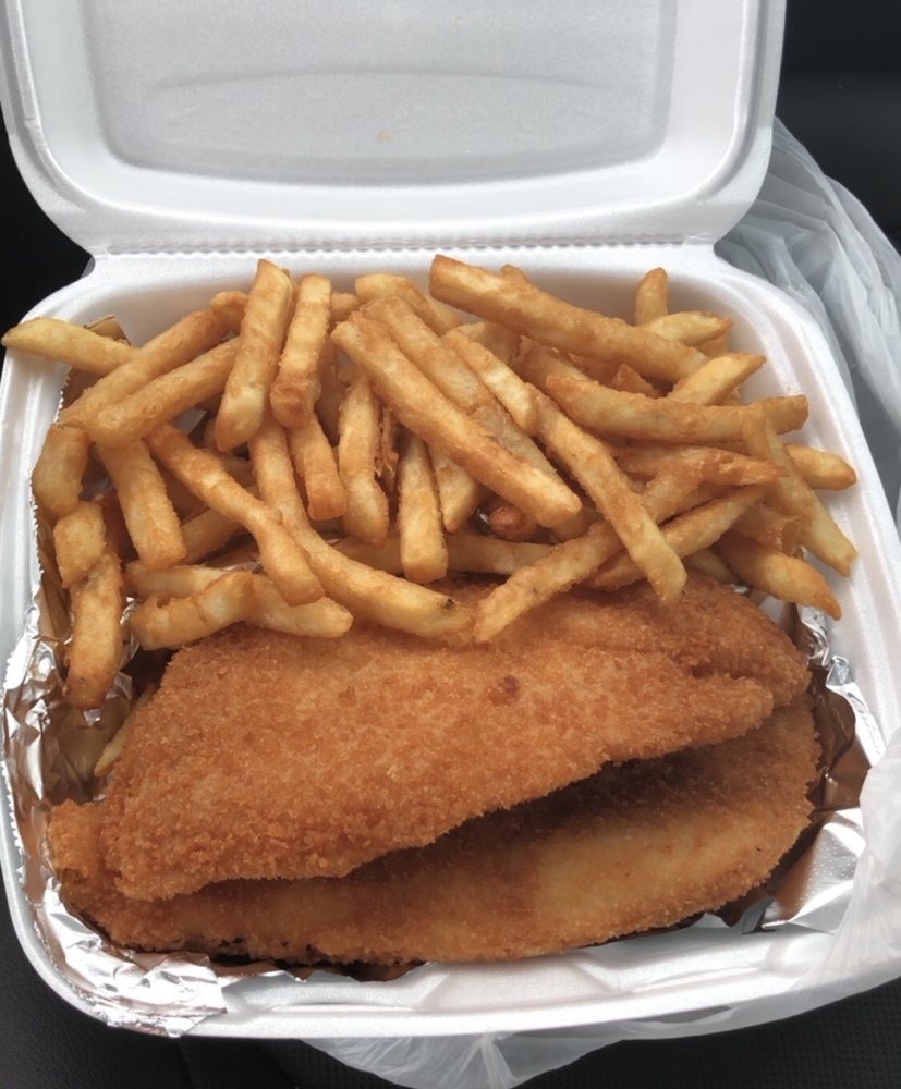 LOBSTER CLAW & DELI Updated September 2024 38 Photos & 24 Reviews