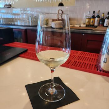 Trattoria Da Sofia - Sauvignon Blanc, Dashwood - Italian Near Me - San Diego, California Trattoria Da Sofia - Sauvignon Blanc, Dashwood - Italian Near Me - San Diego, California
