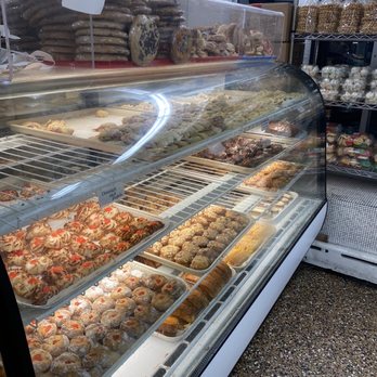 Bova's Bakery - Bakeries Near Me - Boston, Massachusetts