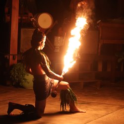 Kalena's Polynesian 'Ohana - Samoan Fire Knife Dance at the Samurai House