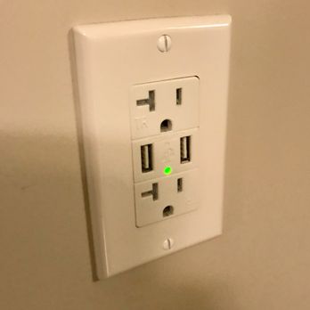 The Mark Spencer Hotel - Executive suite (Rm318): Lots of outlets - Hotels Near Me - Portland, Oregon The Mark Spencer Hotel - Executive suite (Rm318): Lots of outlets - Hotels Near Me - Portland, Oregon