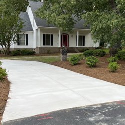 Sam The Concrete Man Fayetteville - Replacement driveway.
