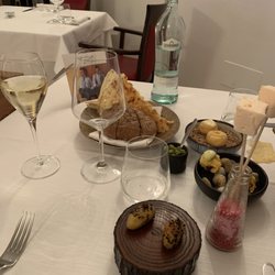 Le Tentazioni - Bread and 'appetizers'