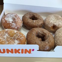 Dunkin' - 1/2 Dozen Donuts