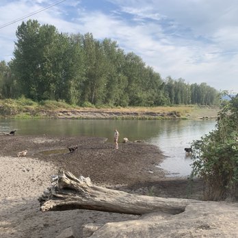 1000 Acre Dog Park - Dog Parks Near Me - Troutdale, Oregon 1000 Acre Dog Park - Dog Parks Near Me - Troutdale, Oregon