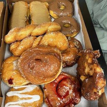 Donut Parade - Bakers Dozen - Donuts Near Me - Spokane, Washington Donut Parade - Bakers Dozen - Donuts Near Me - Spokane, Washington