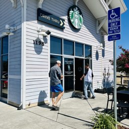Exterior photo of Starbucks - Cloverdale, California Exterior photo of Starbucks - Cloverdale, California