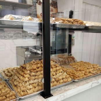Alnawaeer Sweets - Baked goods - Bakeries Near Me - Ottawa, Ontario Alnawaeer Sweets - Baked goods - Bakeries Near Me - Ottawa, Ontario