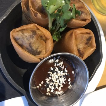 Craft & Vine - Brisket egg roll - Gastropubs Near Me - Roanoke, Texas