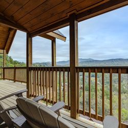 Parkside Resort - Relax on the deck....