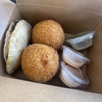 OBRA HandBakery - Latin American Near Me - Long Beach, California