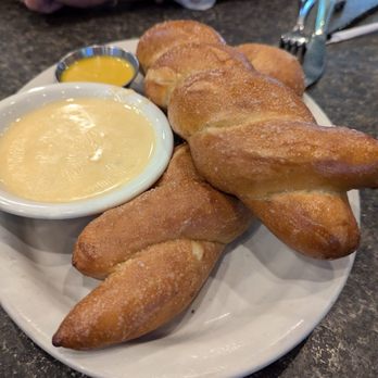 Craft Public House - Pretzel appetizer with queso - Sports Bars Near Me - Cary, North Carolina