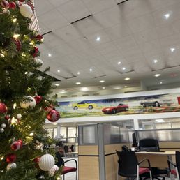 Festive look to seating area around service center! Festive look to seating area around service center!