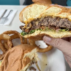 The Comet Classic Diner & Creamery