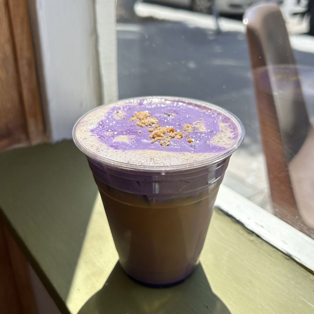 Hologram - Manila Sky - Coffee & Tea Near Me - San Francisco, California Hologram - Manila Sky - Coffee & Tea Near Me - San Francisco, California