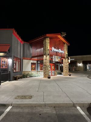 Famous Dave's Bar-B-Que by null