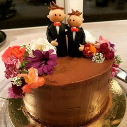 Dessertdragens Kageværksted - Sweet little wedding cake from the dessert dragon!