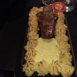 E.A.T Enjoy awesome taste - The plank steak