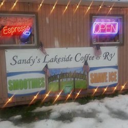 Sandy's Lakeside Coffee And Goodies