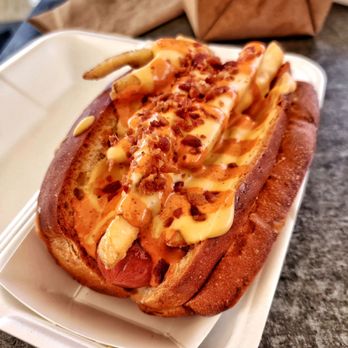 Dirt Dog Downey - Food looks good in pictures, but looks are deceiving. - Hot Dogs Near Me - Downey, California