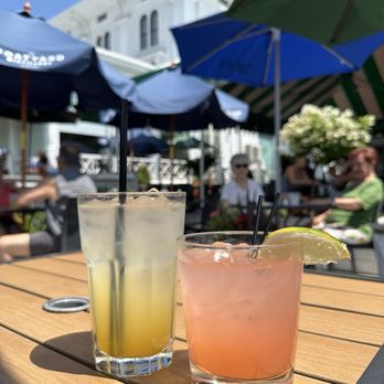 Gelston House - Seafood Near Me - East Haddam, Connecticut