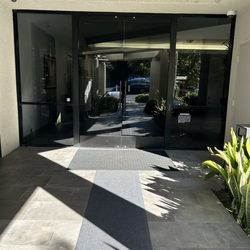 D S Mac - Building entrance