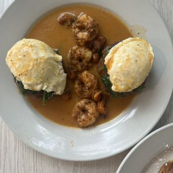 Biscuits-n-Jam - shrimp and crawfish Benedict - Breakfast & Brunch Near Me - Memphis, Tennessee