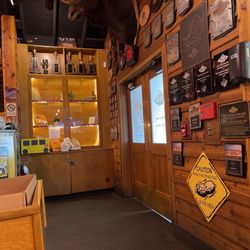 Texas Roadhouse - Main entrance