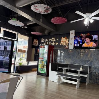 Oh Dumpling - Ambience - Asian Fusion Near Me - Greenwood Village, Colorado Oh Dumpling - Ambience - Asian Fusion Near Me - Greenwood Village, Colorado