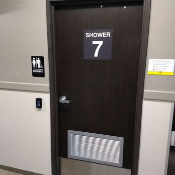 Love's Travel Stop - 7 showers available. - Gas Stations Near Me - St. Clair, Michigan