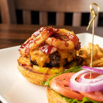 Molly Os - Western Burger, a savory delight that's sure to satisfy your cravings. We proudly offer a selection of delicious meatless burgers - Irish Pub Near Me - San Carlos, California Molly Os - Western Burger, a savory delight that's sure to satisfy your cravings. We proudly offer a selection of delicious meatless burgers - Irish Pub Near Me - San Carlos, California