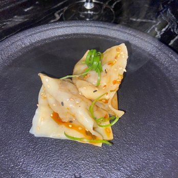 Animae - WONTON wagyu, chili garlic oil, soy vinaigrette - Asian Fusion Near Me - San Diego, California Animae - WONTON wagyu, chili garlic oil, soy vinaigrette - Asian Fusion Near Me - San Diego, California