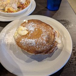 Dahlia Cafe - 2 pancakes